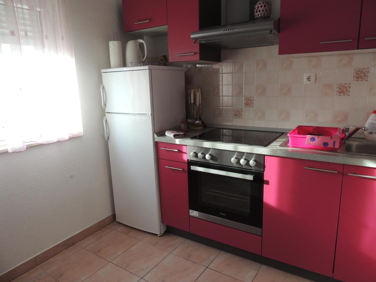 Apartments Nika Подстрана Экстерьер фото